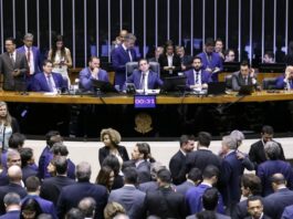 Câmara Federal aprova isenção de IR até R$ 5 mil e taxação de ricos