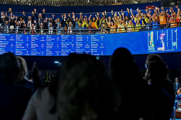 VOTAÇÃO AGENTES DE SAÚDE SENADO